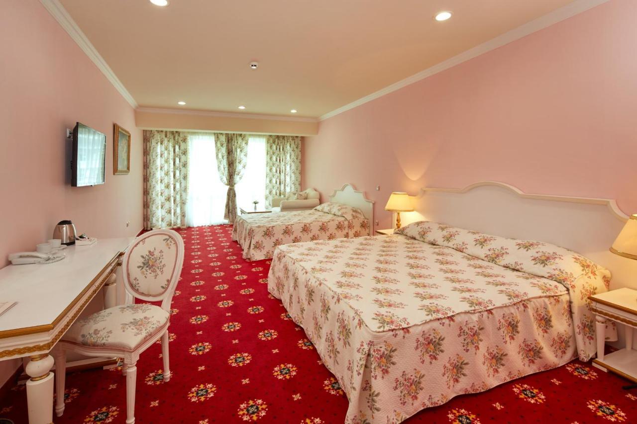 Planeta Hotel & Aquapark Free Beach Access 阳光海滩 外观 照片 A room at the hotel
