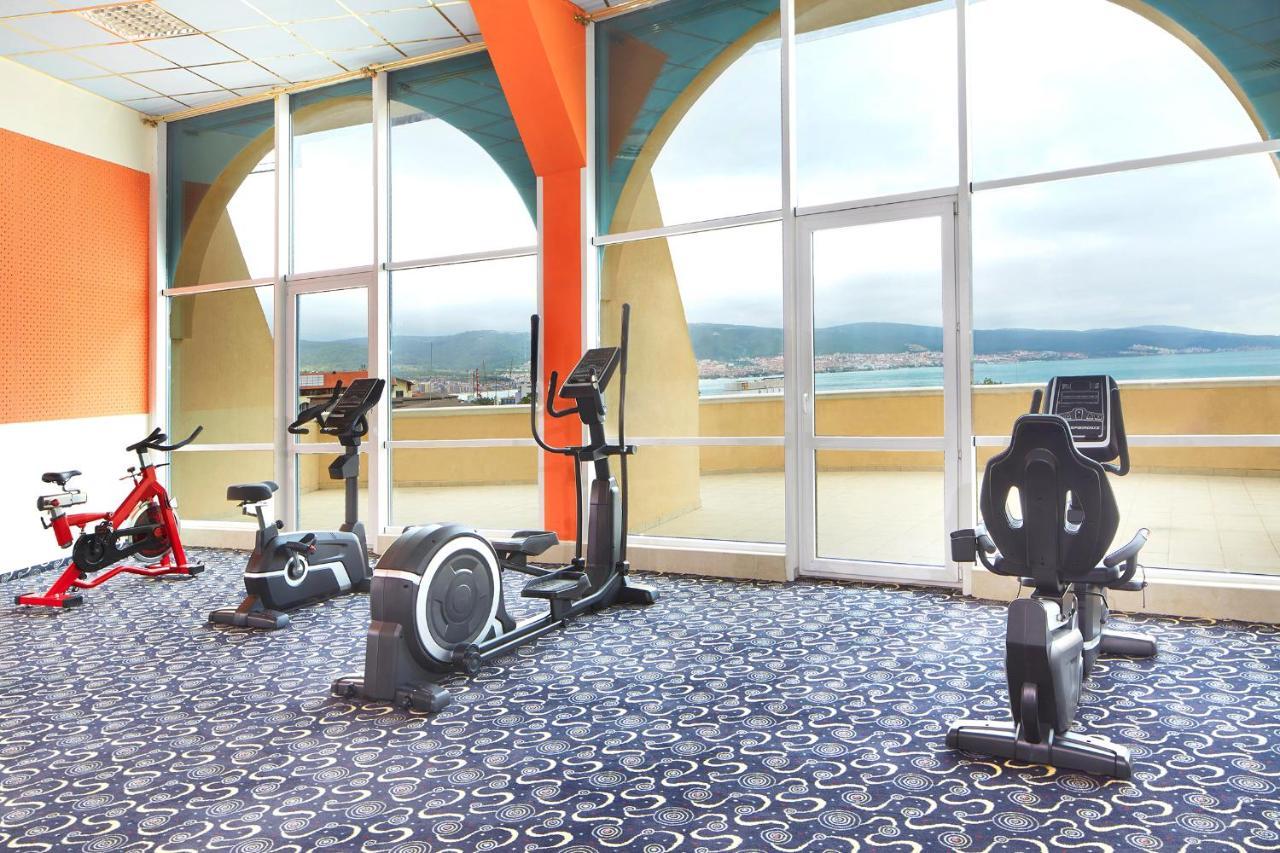 Planeta Hotel & Aquapark Free Beach Access 阳光海滩 外观 照片 The gym