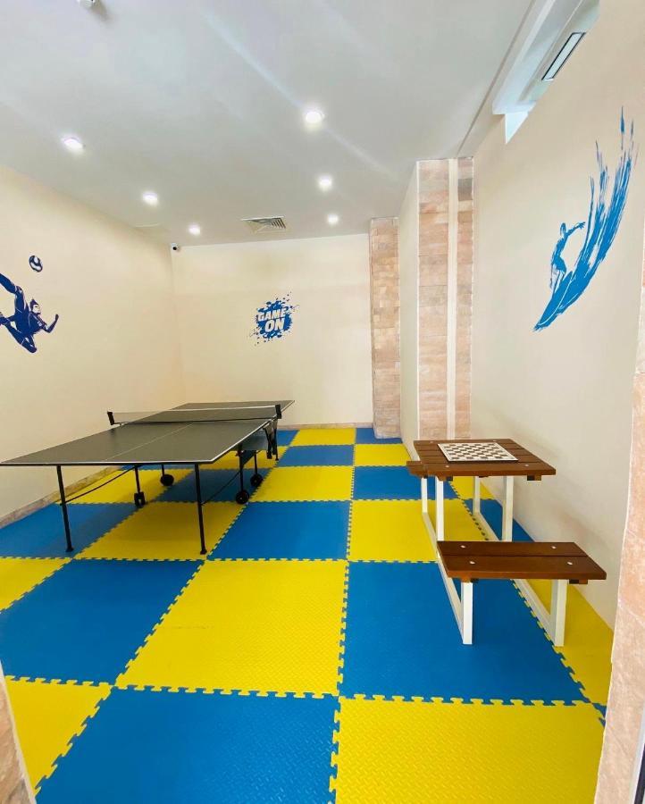 Planeta Hotel & Aquapark Free Beach Access 阳光海滩 外观 照片 The table tennis room