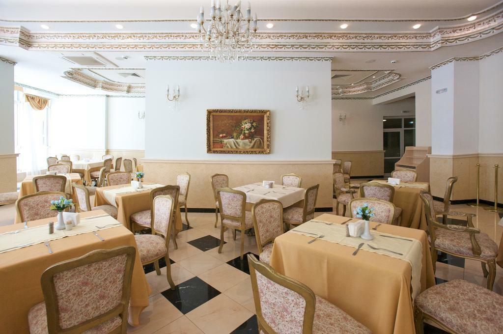 Planeta Hotel & Aquapark Free Beach Access 阳光海滩 外观 照片 Restaurant